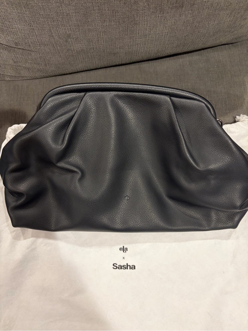 Ela handbag clutch (black) Sasha Exeter first collection